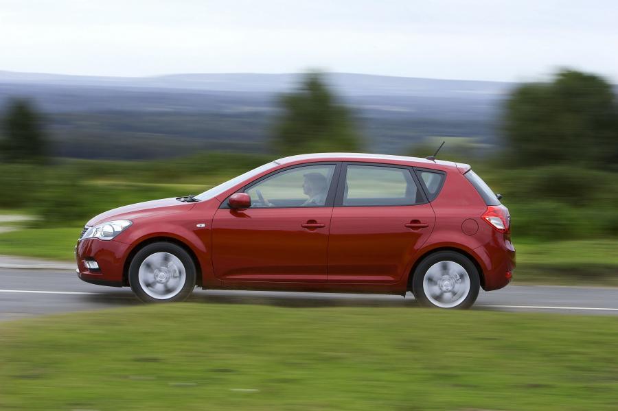  Kia cee&rsquo;d 2009 года  (фото 71 из 98)
